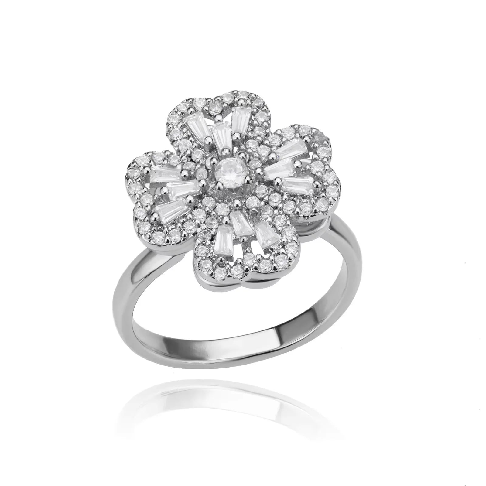 The Crystal Clover Kinetic Ring