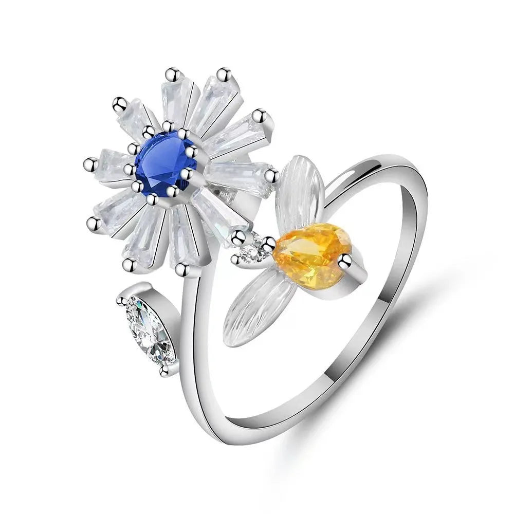 The Harmony Flower Kinetic Ring