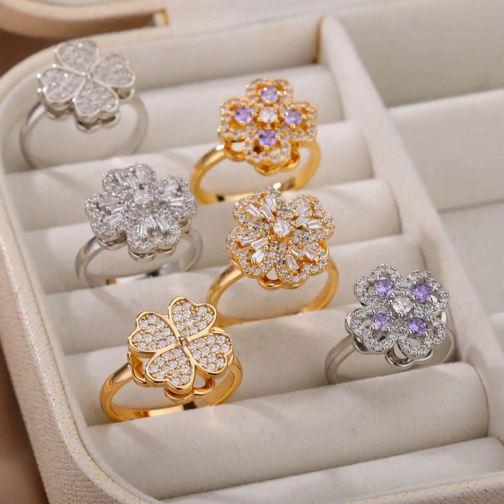 The Crystal Clover Kinetic Ring