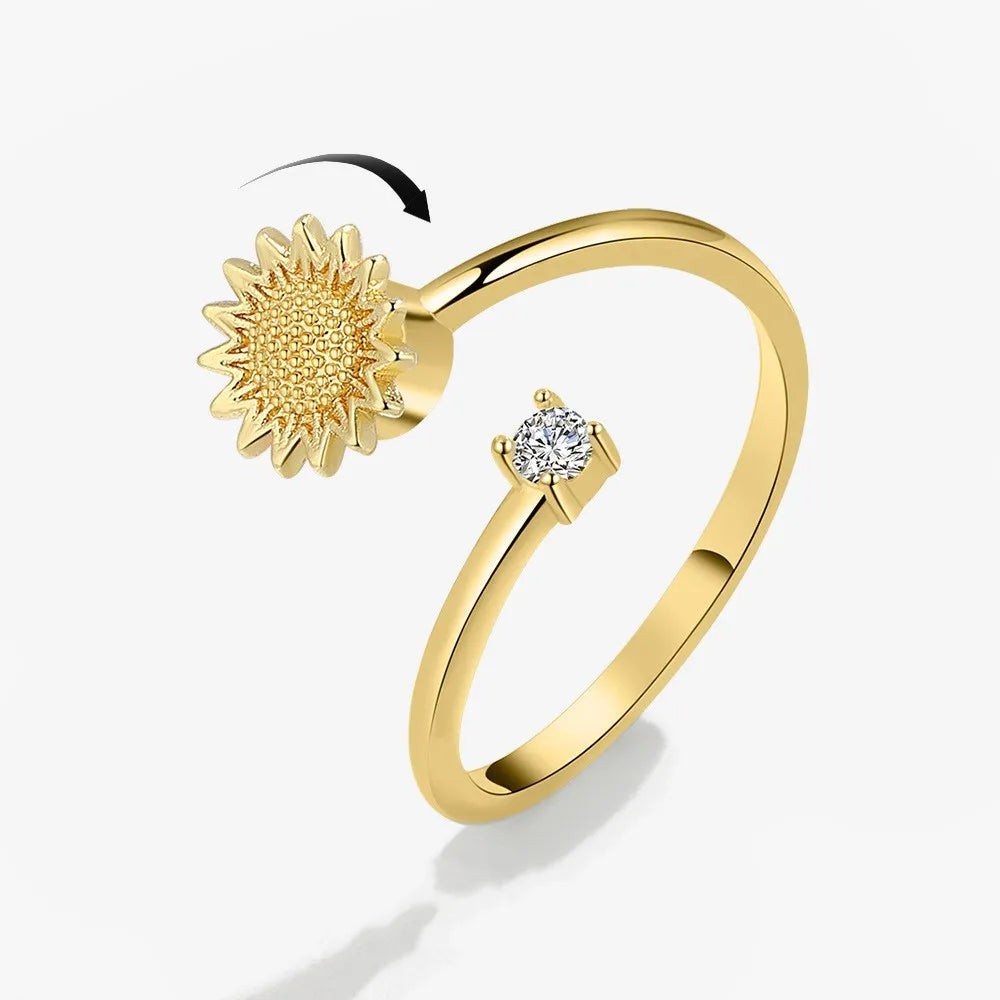The Harmony Flower Kinetic Ring