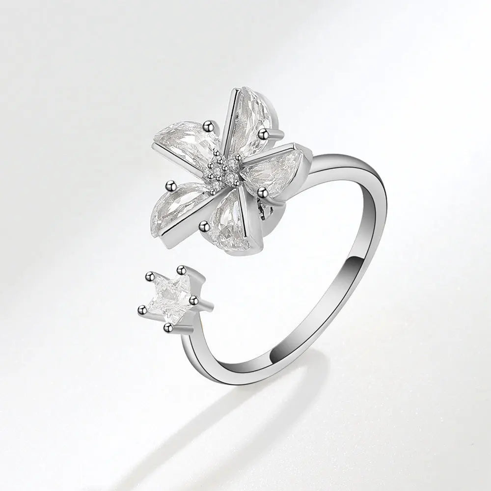 The Harmony Flower Kinetic Ring