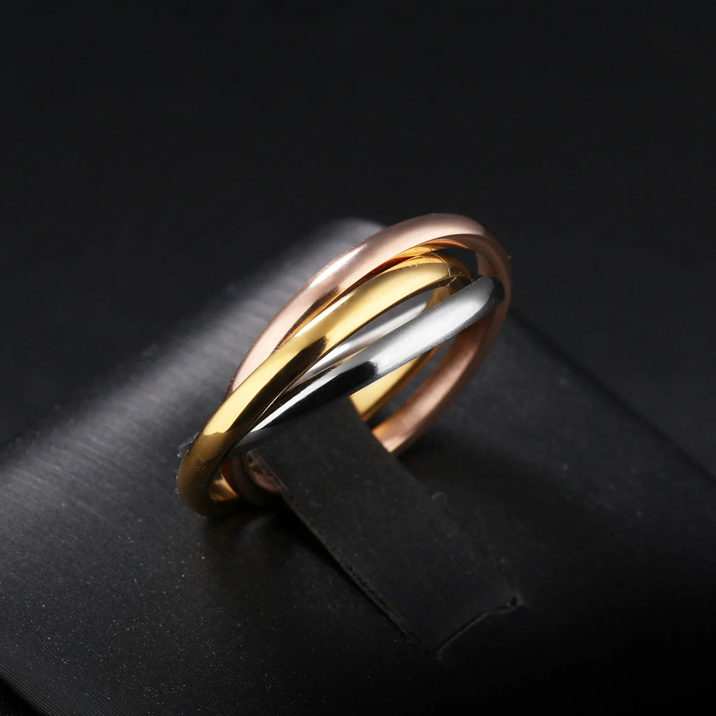 The Tri-Tone Harmony Interlinked Ring