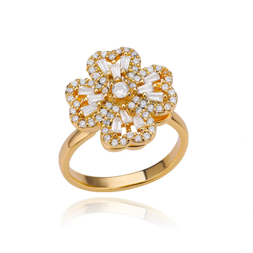 The Crystal Clover Kinetic Ring