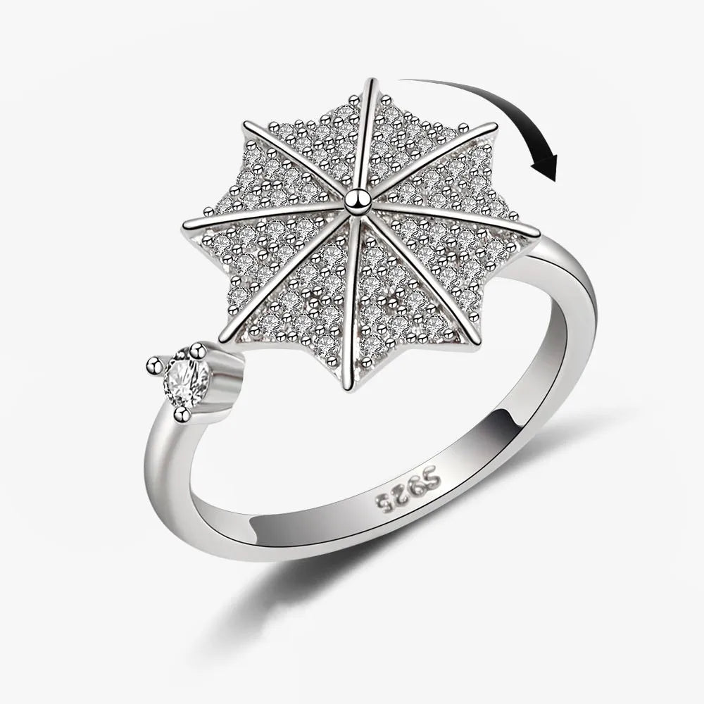 The Lumière Snowflake Ring