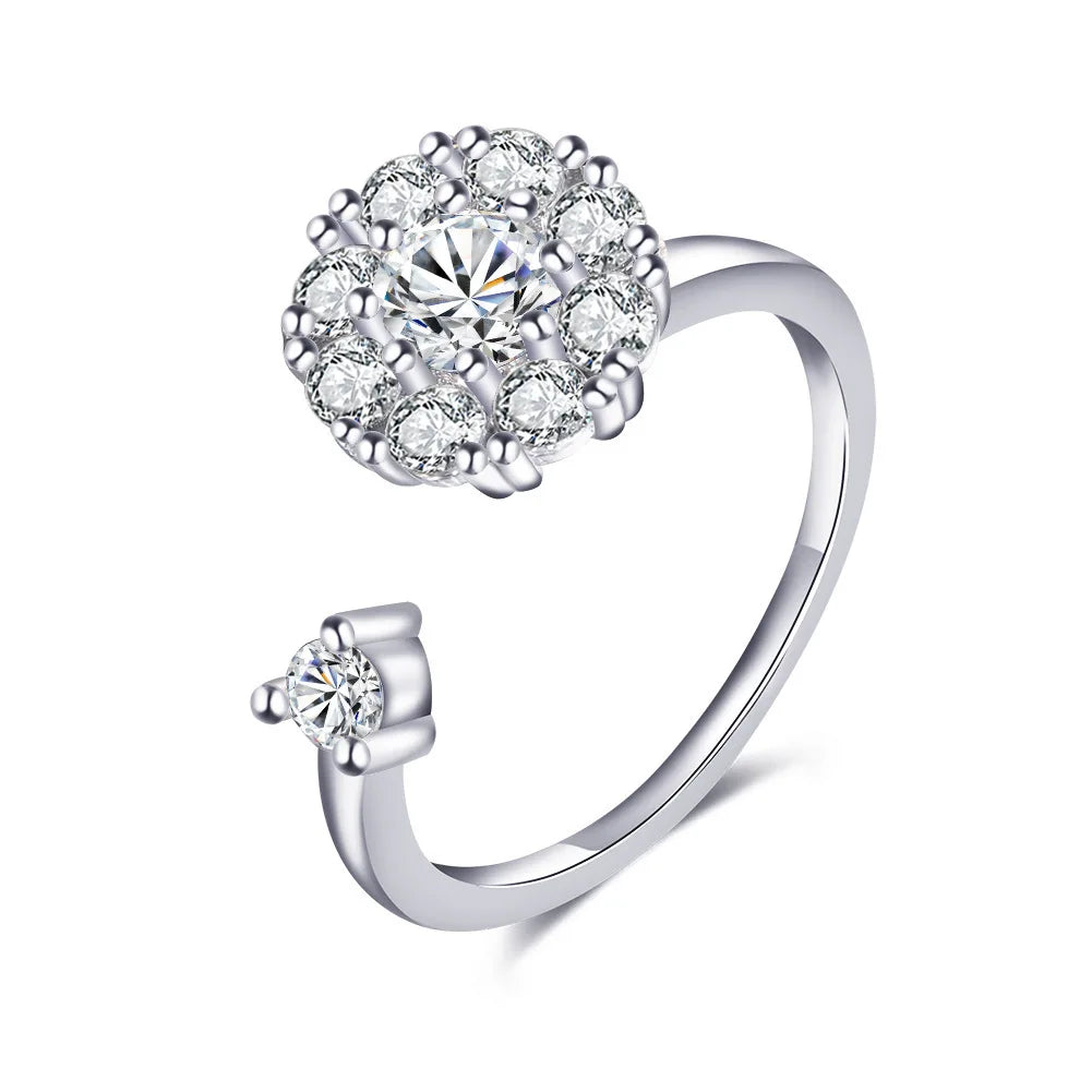 The Lumière Snowflake Ring