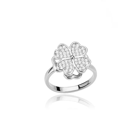 The Crystal Clover Kinetic Ring